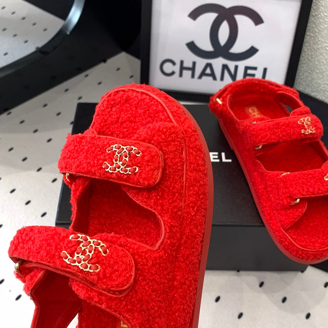 CC DAD SANDAL CRIMSON RED LAMB FUR