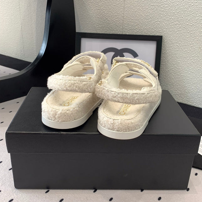 CC DAD SANDAL WHITE LAMB FUR