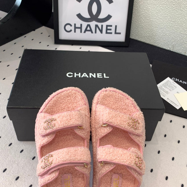 CC DAD SANDAL MULE IN ROSE PINK LAMB FUR