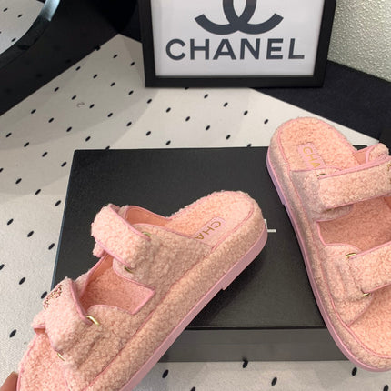 CC DAD SANDAL MULE IN ROSE PINK LAMB FUR