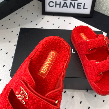 CC DAD SANDAL MULE IN CRIMSON RED LAMB FUR