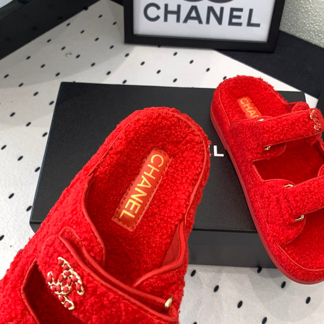 CC DAD SANDAL MULE IN CRIMSON RED LAMB FUR