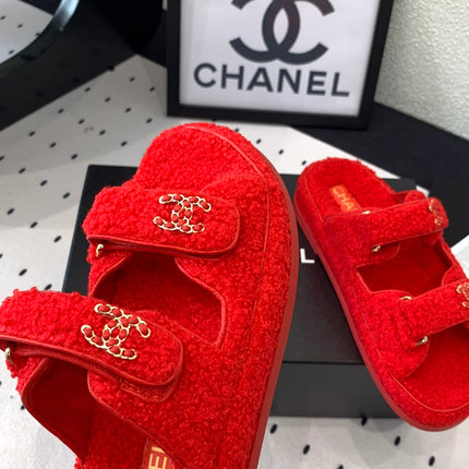 CC DAD SANDAL MULE IN CRIMSON RED LAMB FUR