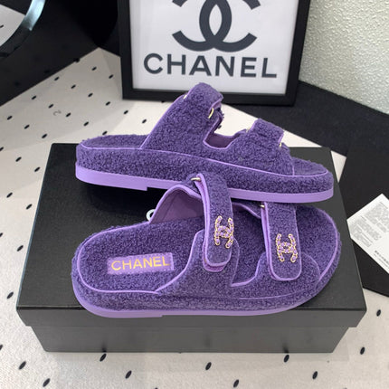 CC DAD SANDAL MULE IN PLUM PURPLE LAMB FUR
