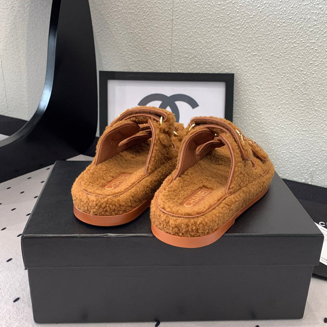 CC DAD SANDAL MULE IN BRONZE BROWN LAMB FUR