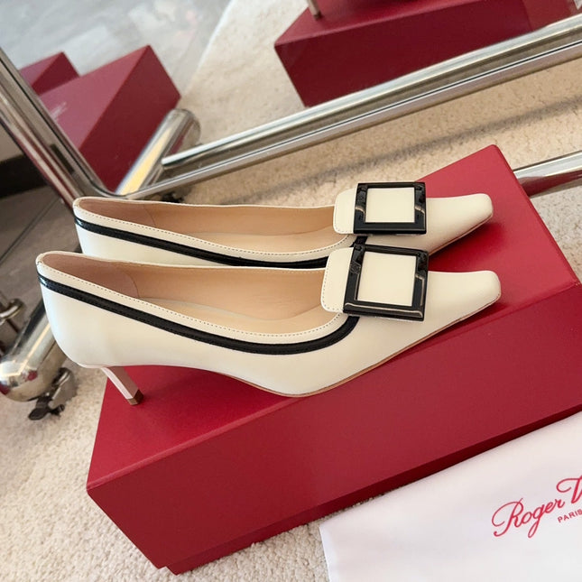 VIV’ CANARD PUMPS IN OFF WHITE SHINY CALFSKIN