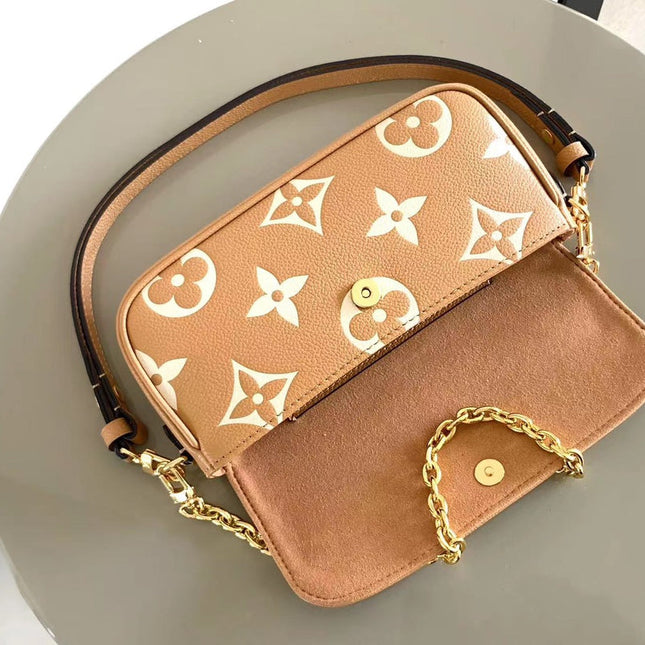 IVY 23 IN ARIZONA CREAM MONOGRAM EMPREINTE LEATHER GOLD HARDWARE