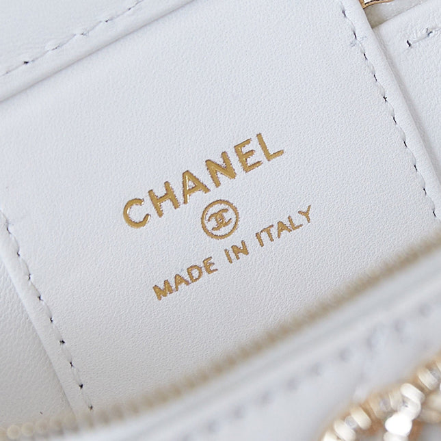 CHANEL 25S MINI VANITY BAG 11 CM IN WHITE LAMBSKIN WITH CRYSTAL-EMBELLISHED CC LOGO