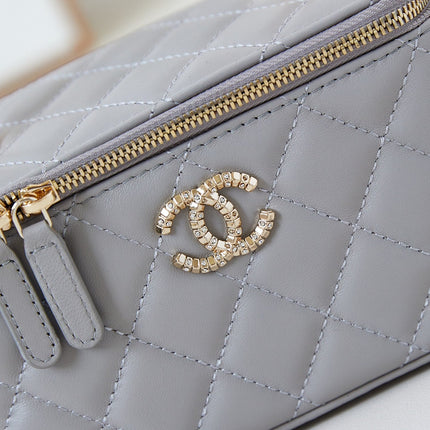 CHANEL 25S MINI VANITY BAG 16 CM IN GREY LAMBSKIN WITH CRYSTAL-EMBELLISHED CC LOGO