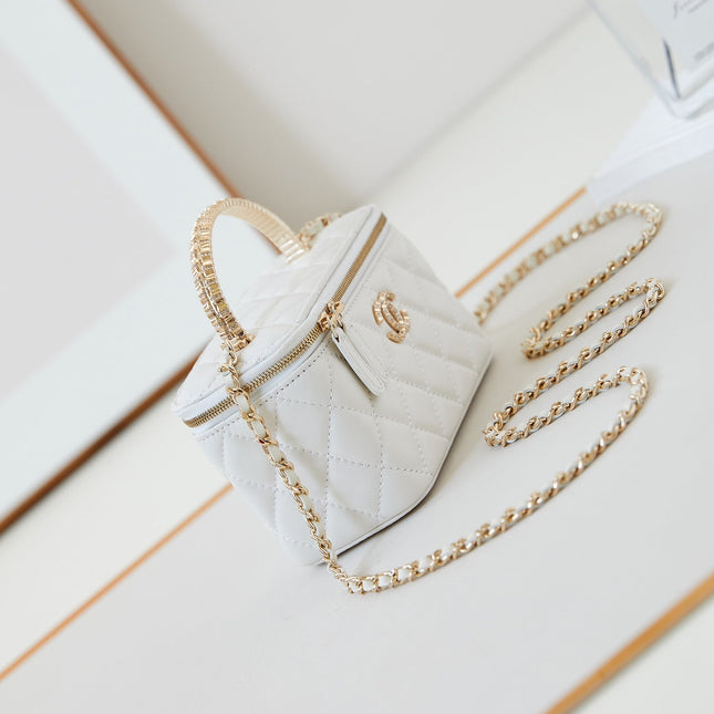 CHANEL 25S MINI VANITY BAG 16 CM IN WHITE LAMBSKIN WITH CRYSTAL-EMBELLISHED CC LOGO