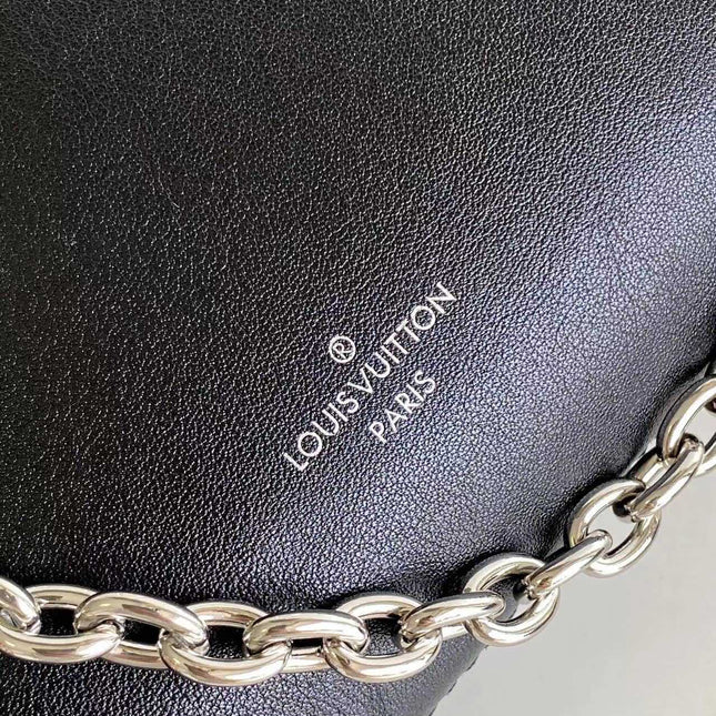 SLIM TRUNK 23 IN BLACK CALFSKIN SILVER HARDWARE