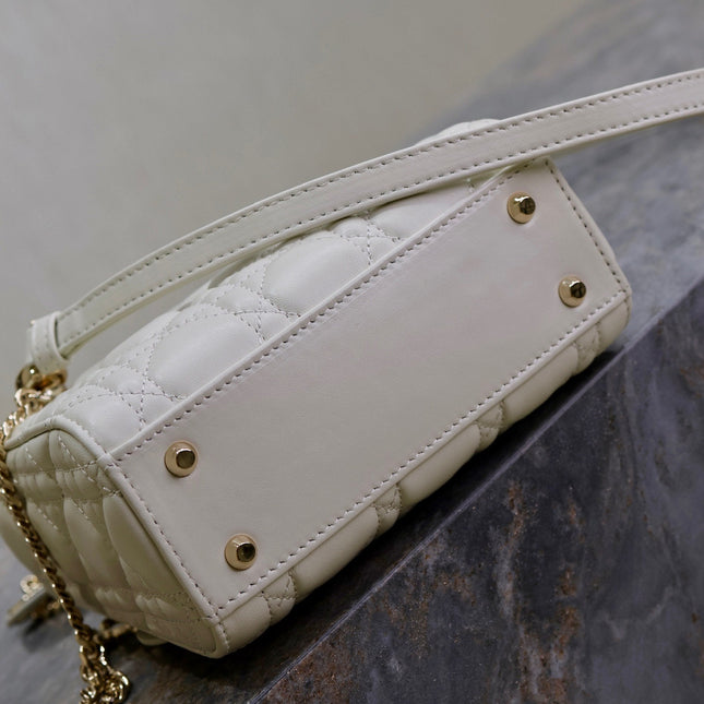 MINI LADY BAG 17 IN WHITE QUILTED MACROCANNAGE CALFSKIN BLACK STRAP