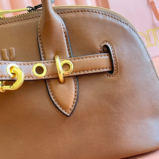 AVENTURE NAPPA BAG 33 IN CARAMEL BROWN LAMBSKIN GOLD HARDWARE