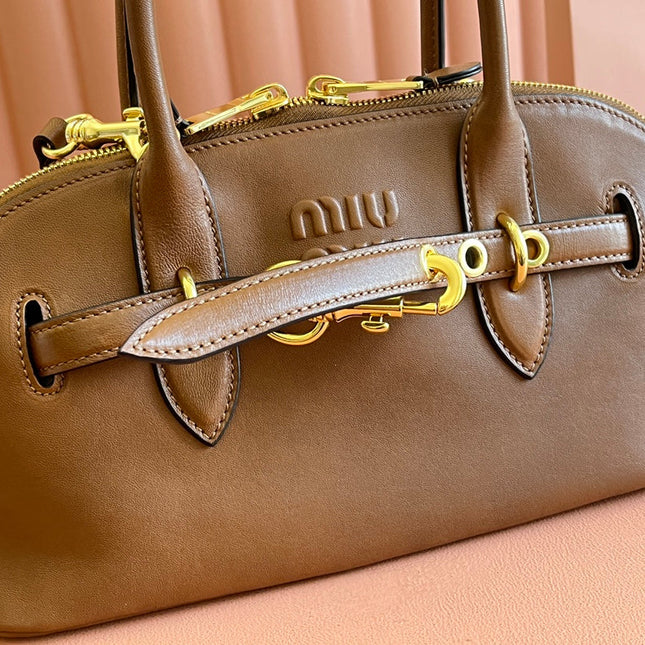 AVENTURE NAPPA BAG 33 IN CARAMEL BROWN LAMBSKIN GOLD HARDWARE