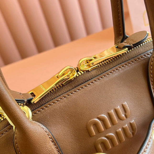 AVENTURE NAPPA BAG 33 IN CARAMEL BROWN LAMBSKIN GOLD HARDWARE