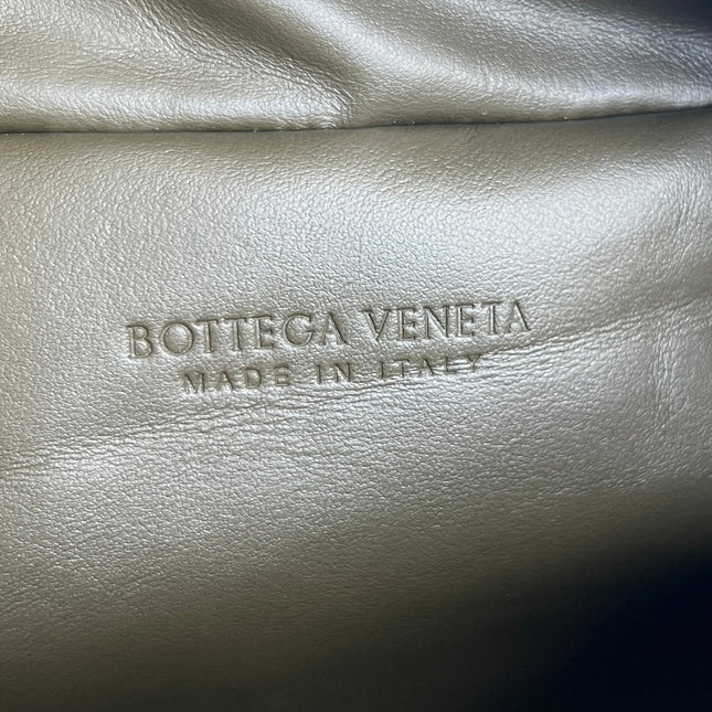 SHOULDER BAG 37 IN KELP LAMBSKIN