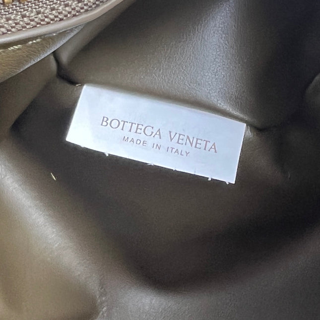 SHOULDER BAG 37 IN KELP LAMBSKIN