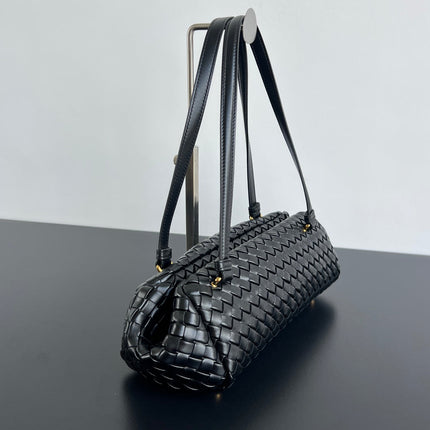 SHOULDER BAG 37 IN BLACK LAMBSKIN