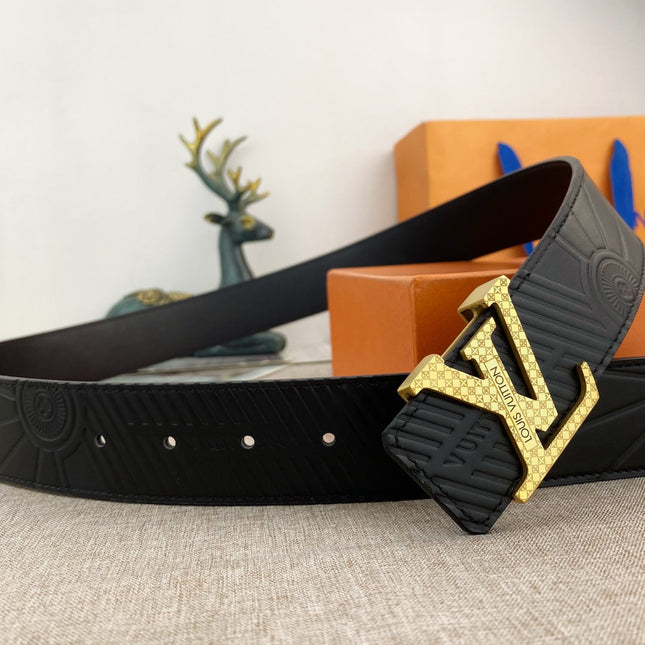 BELT 38MM IN BLACK SPECIAL TEXTURED LEATHER WITH GOLD STAINLESS STEEL BUCKLE