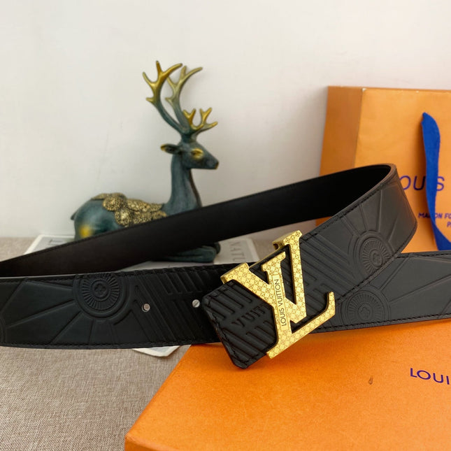 BELT 38MM IN BLACK SPECIAL TEXTURED LEATHER WITH GOLD STAINLESS STEEL BUCKLE
