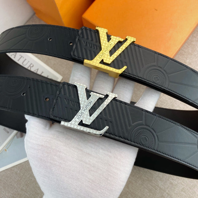 BELT 38MM IN BLACK SPECIAL TEXTURED LEATHER WITH GOLD STAINLESS STEEL BUCKLE