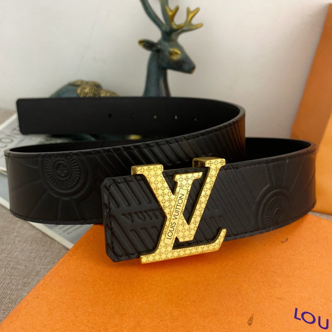 BELT 38MM IN BLACK SPECIAL TEXTURED LEATHER WITH GOLD STAINLESS STEEL BUCKLE
