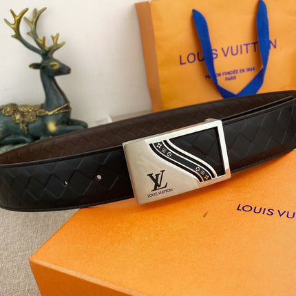 BELT 38MM IN BLACK CALFSKIN EMBOSSED CHECKERED CALFSKIN SILVER BUCKLE WITH BLACK RAISED LOGO