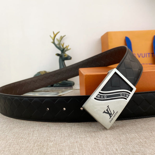 BELT 38MM IN BLACK CALFSKIN EMBOSSED CHECKERED CALFSKIN SILVER BUCKLE WITH BLACK RAISED LOGO