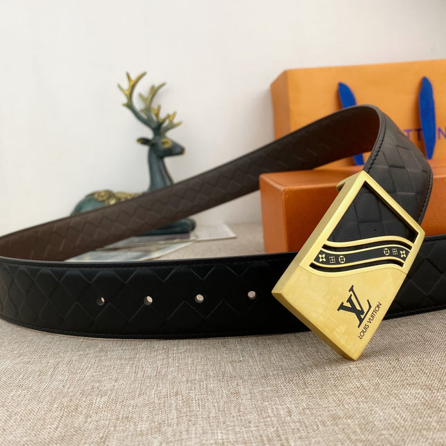 BELT 38MM IN BLACK CALFSKIN EMBOSSED CHECKERED CALFSKIN GOLD BUCKLE WITH BLACK RAISED LOGO