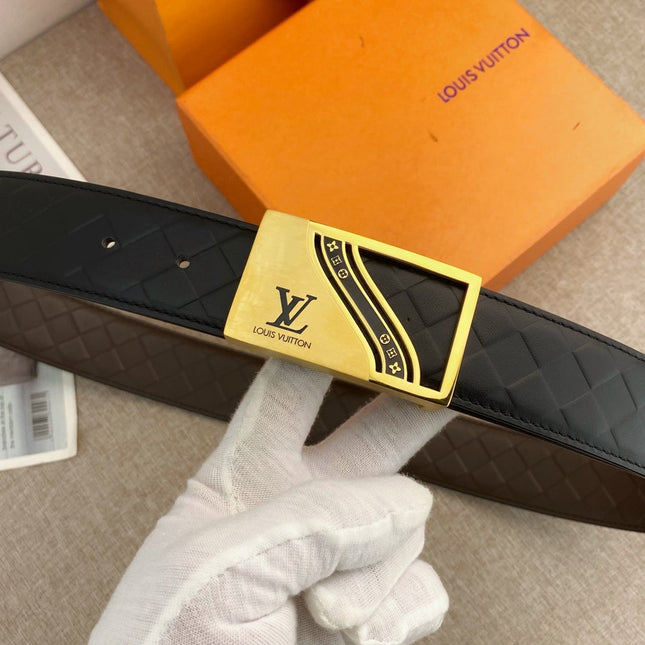 BELT 38MM IN BLACK CALFSKIN EMBOSSED CHECKERED CALFSKIN GOLD BUCKLE WITH BLACK RAISED LOGO