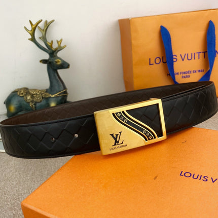 BELT 38MM IN BLACK CALFSKIN EMBOSSED CHECKERED CALFSKIN GOLD BUCKLE WITH BLACK RAISED LOGO