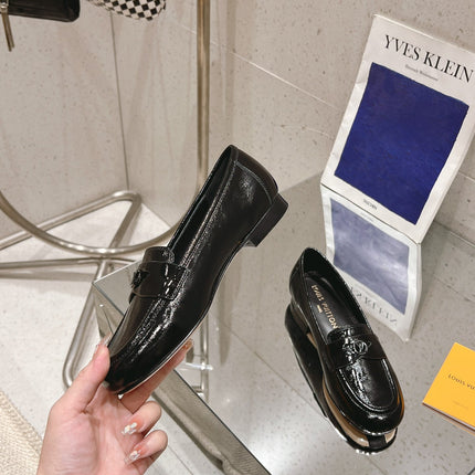 SOHO FLAT LOAFER IN BLACK GLOSSY CALFSKIN