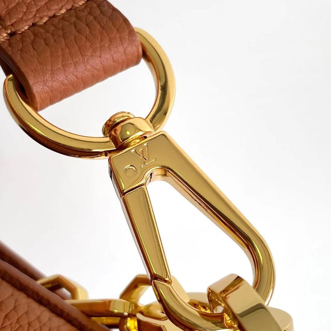 DAUPHINE SOFT MM 24 IN COGNAC CALFSKIN GOLD HARDWARE