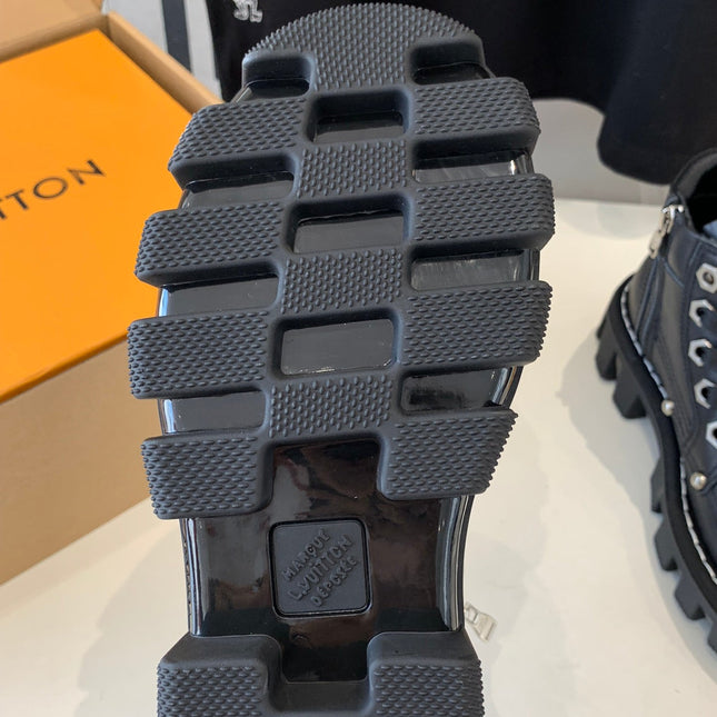 LV CHECKER ANKLE BOOT IN BLACK CALFSKIN