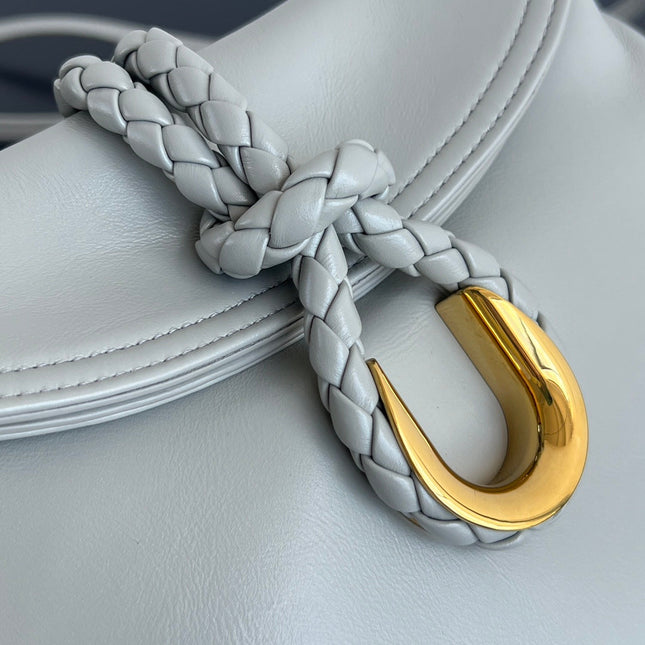 SMALL LIBERTA 27 IN SUBMARINE SMOOTH CALFSKIN GOLD HARDWARE