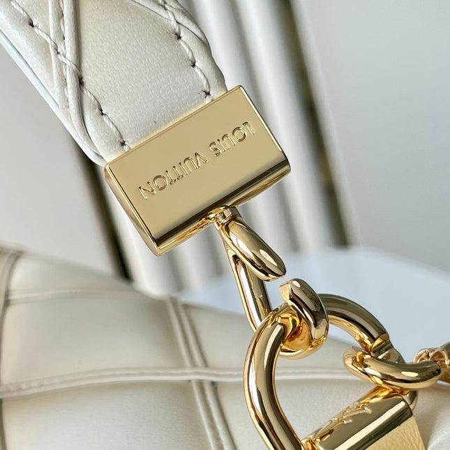 GO-14 PM 20 IN CREAM QUILTED LAMBSKIN GOLD HARDWARE