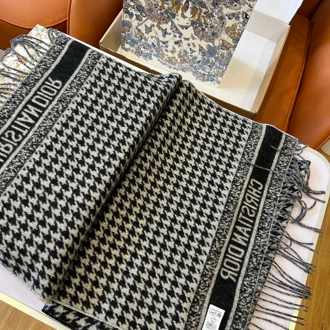 DIOR SCARF 200 CM IN CASHMERE 667143