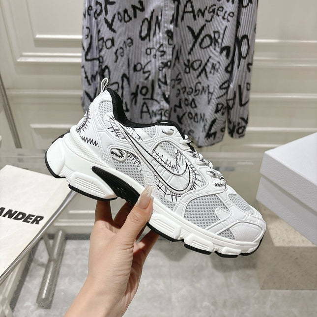 DIOR 25S CHRONO SNEAKER 45MM IN MESH WITH WHITE AND BLACK CALFSKIN