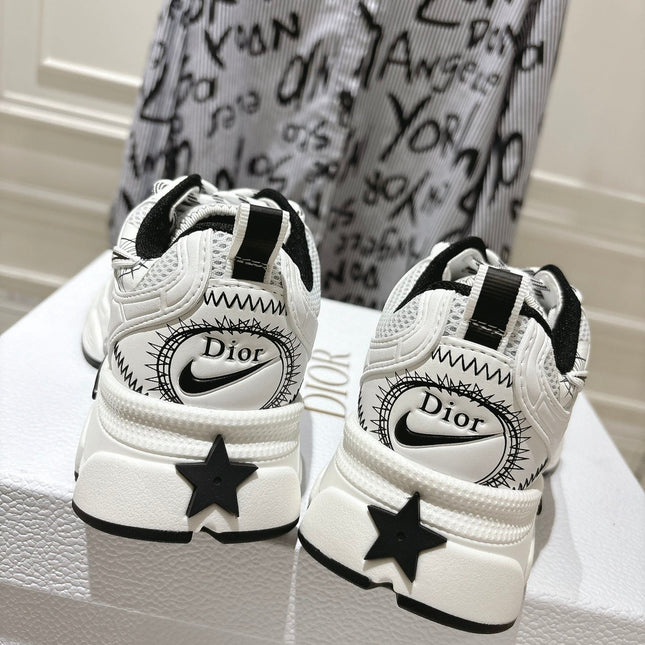 DIOR 25S CHRONO SNEAKER 45MM IN MESH WITH WHITE AND BLACK CALFSKIN