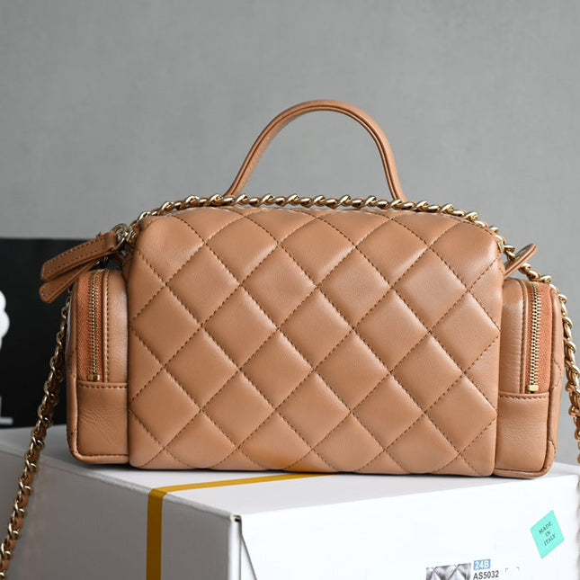 CHANEL 25S VANITY CASE 23 CM IN LIGHT BROWN LAMBSKIN
