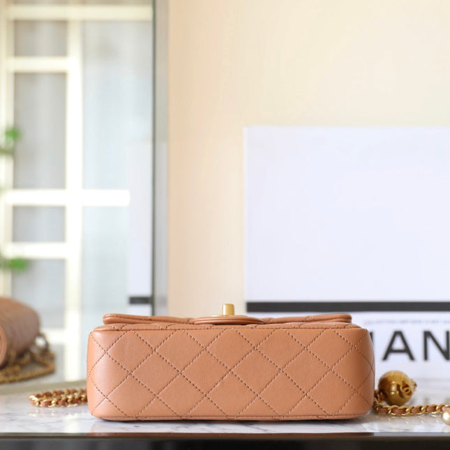 CHANEL 25S FLAP BAG 20 CM IN LIGHT BROWN LAMBSKIN WITH GOLD HARDWARE