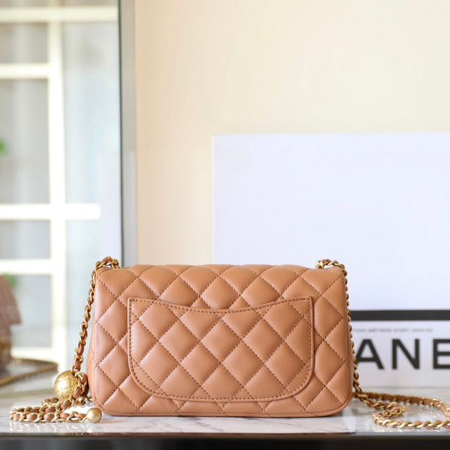 CHANEL 25S FLAP BAG 20 CM IN LIGHT BROWN LAMBSKIN WITH GOLD HARDWARE