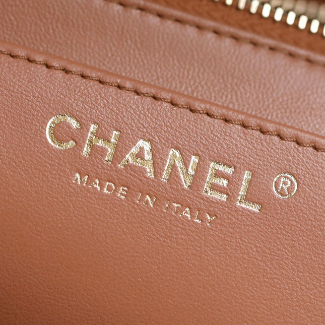 CHANEL 25S FLAP BAG 18 CM IN LIGHT BROWN LAMBSKIN WITH GOLD HARDWARE