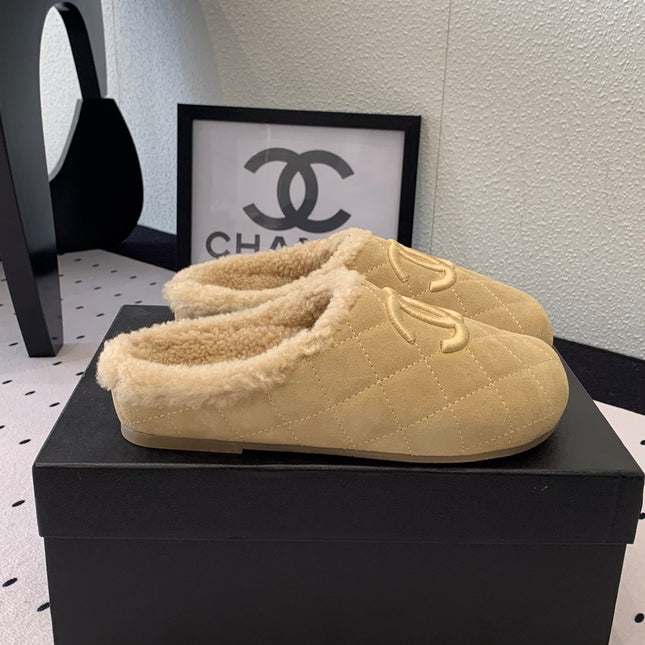 FLAT MULE IN TORTILLA BROWN SUEDE AND LAMB FUR LINING