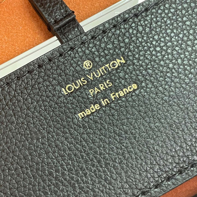 SOFT TWIST 27 IN BLACK CALFSKIN GOLD LOGO