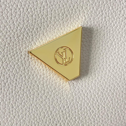 SOFT TWIST 27 IN WHITE CALFSKIN GOLD LOGO