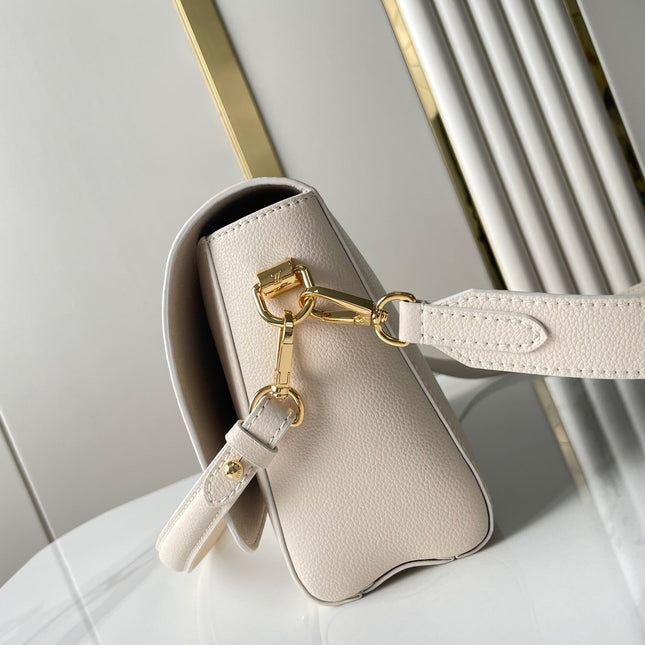 SOFT TWIST 27 IN WHITE CALFSKIN GOLD LOGO