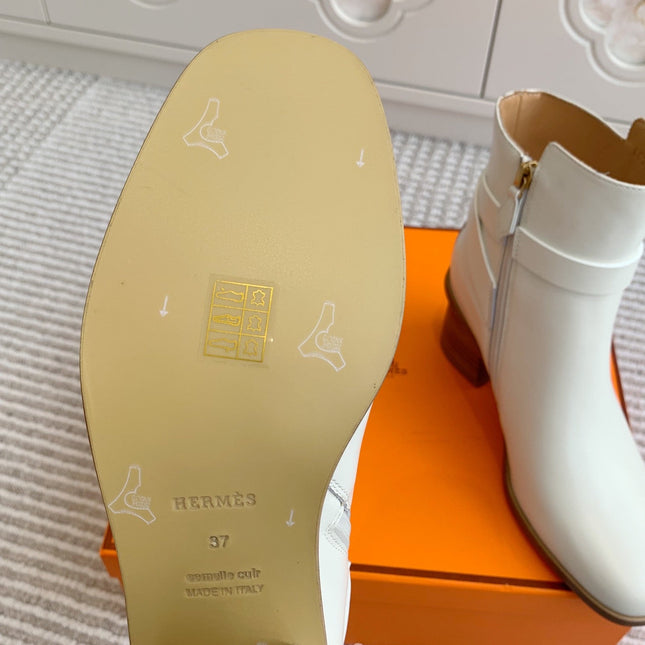 HM 25S ANKLE BOOTS 50 MM IN WHITE CALFSKIN WITH GOLD HARDWARE