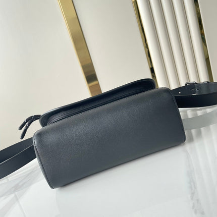 PULSE MESSENGER 26 IN GUN METAL MONOGRAM ECLIPSE COATED CANVAS
