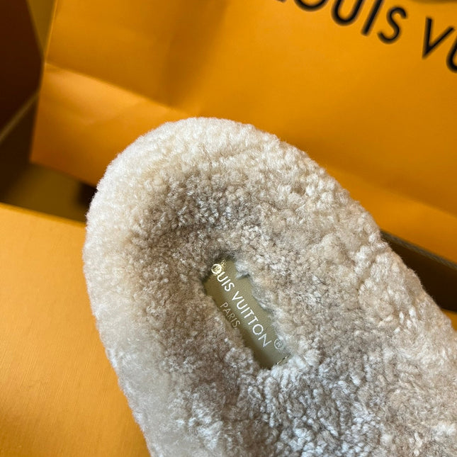 SLIPPER IN CAMEL BEIGE MIX BLACK FLEECE